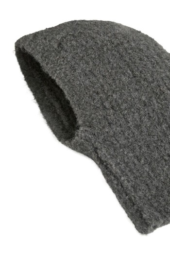 Balaclava mujer vila