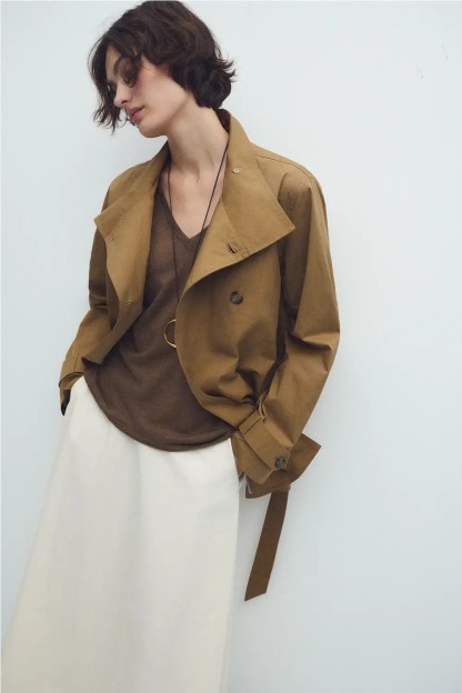 Trench mujer corta de ese o ese