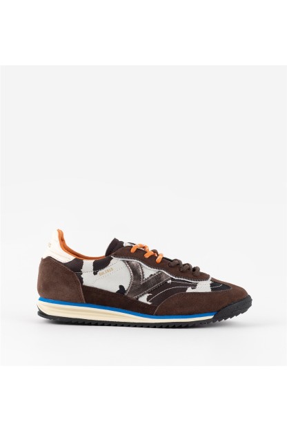 Zapatilla estampado vaca para mujer de Victoria Shoes