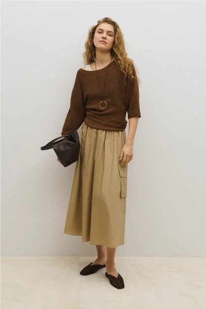 falda dakar ese o ese beige con bolsillos laterales 2