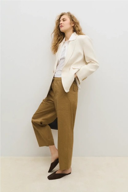 pantalon bergman color beige ese o ese mujer