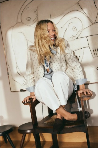 chaqueta bellini beige con rayas negras mujes ese o ese