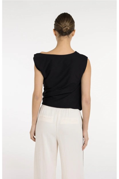 blusa negra yaya sin mangas top