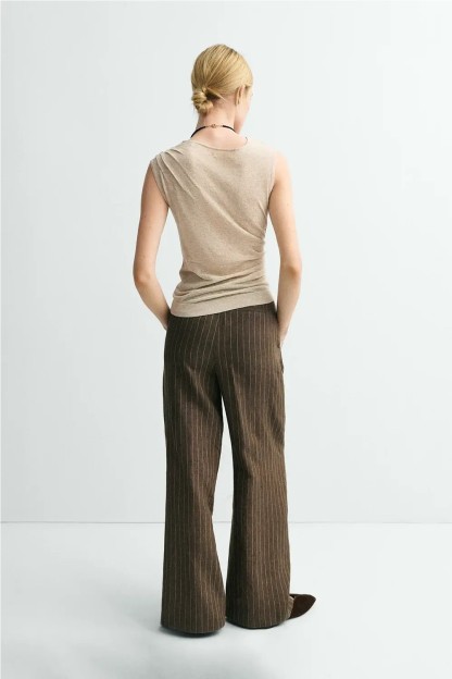top kairos ese o ese mujer negro y beige