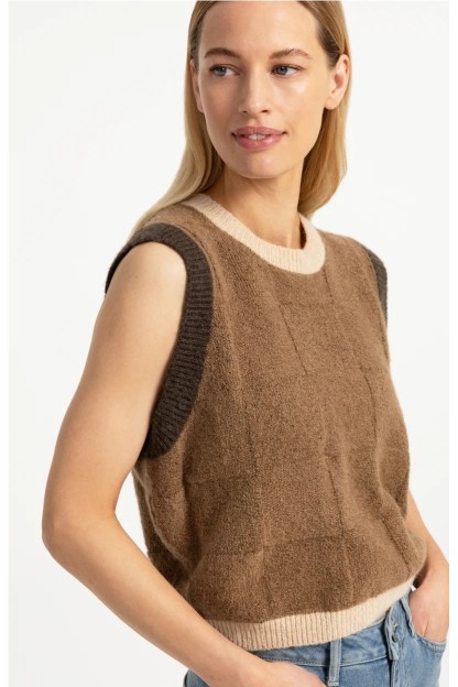 chaleco marron contraste mujer yaya 2