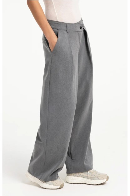 pantalon gris traje ancho mujer yaya 2