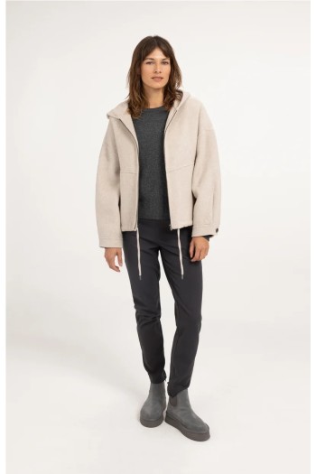 chaqueta yaya oversized con capucha