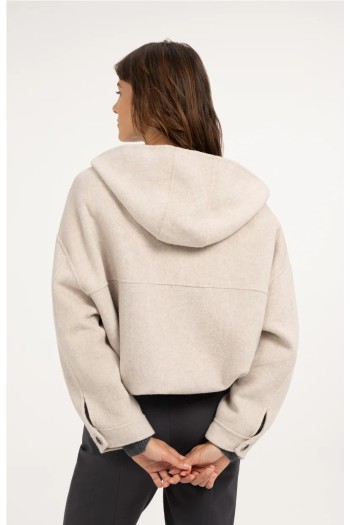 chaqueta yaya oversized con capucha