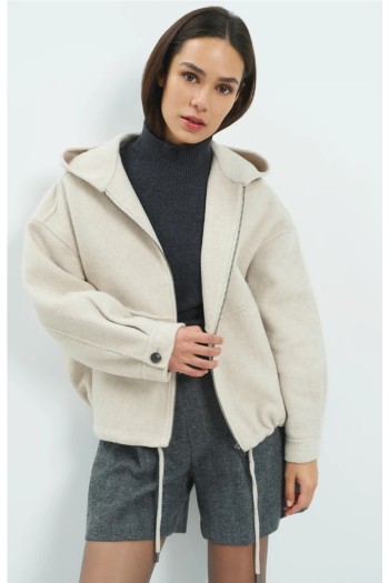 chaqueta yaya oversized con capucha