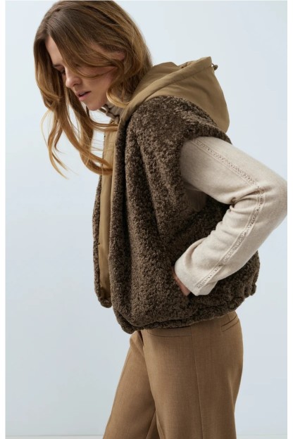 chaleco reversible yaya un lado borreguito y otro marron 2