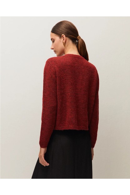 chaqueta roja con botones forrados roja