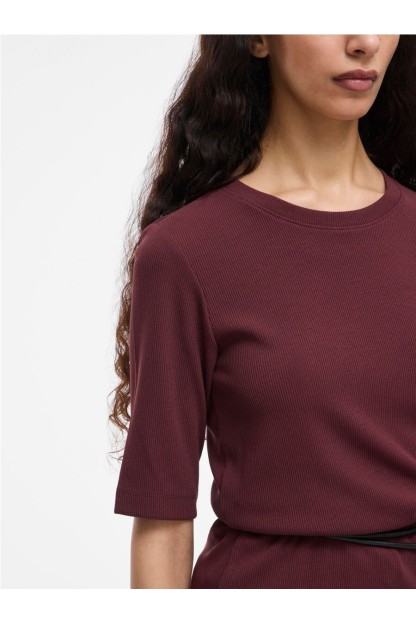 camiseta rouhelena color berenjena marron vila