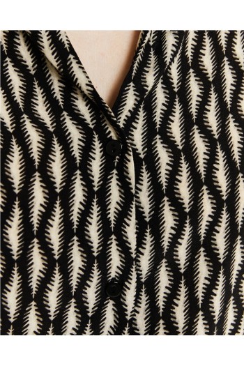 camisa estampada cuello camisera negro y blanco systemaction