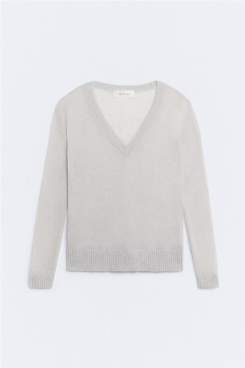 Jersey de galga media. Con composición de lana. Tejido ligeramente tra