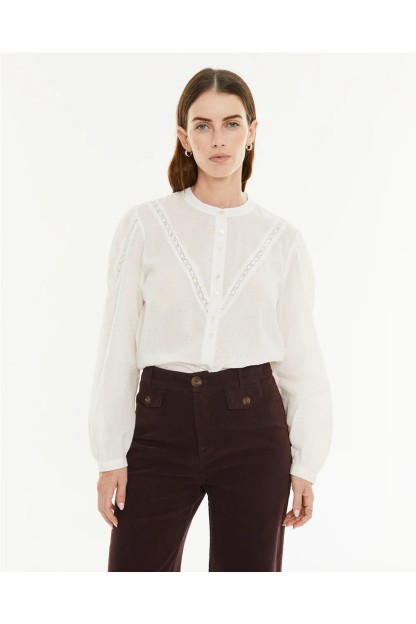 camisa blanca con puntilla mujer systemaction
