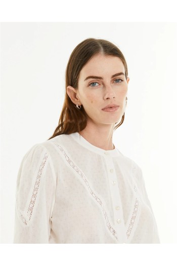 camisa blanca con puntilla mujer systemaction
