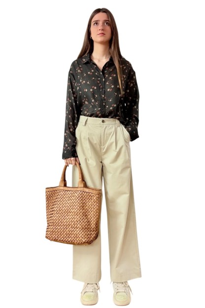 blusa zumaia flores fondo negro hitz mujer 2