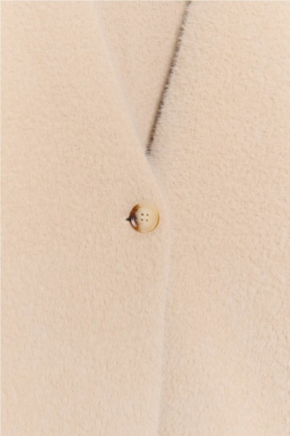 chaqueta alpine ese o ese color avena con punto efecto pelo