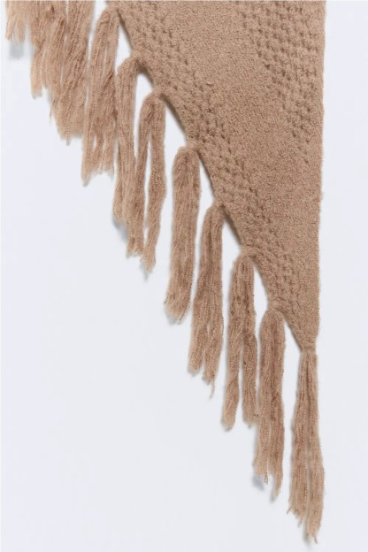 toquilla en diagonal elvira ese o ese color soja taupe mujer 2