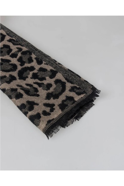 pañuelo print jacquard negro y beige systemaction 2